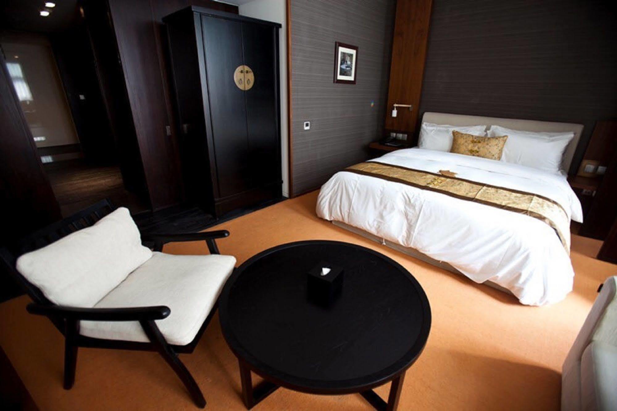 Hotel Momc Pechino Esterno foto